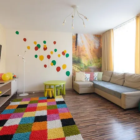 Colored Balloons - 3 Bedrooms, 3 Bathrooms, Equipped Large Apartman