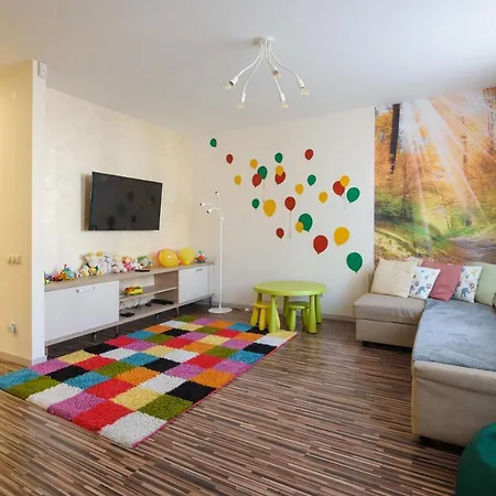 Colored Balloons - 3 Bedrooms, 3 Bathrooms, Equipped Large