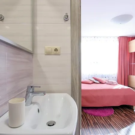 Apartman Colored Balloons - 3 Bedrooms, 3 Bathrooms, Equipped Large Lviv