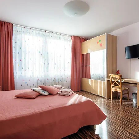 Apartman Colored Balloons - 3 Bedrooms, 3 Bathrooms, Equipped Large Lviv