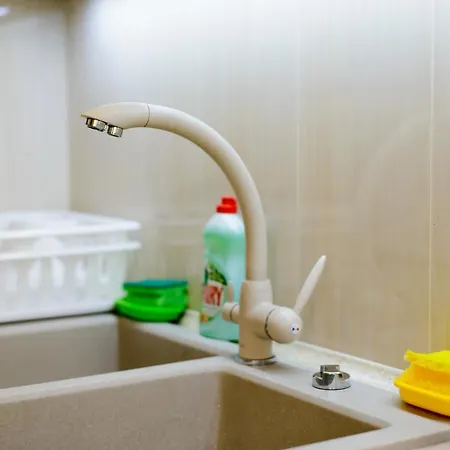 Colored Balloons - 3 Bedrooms, 3 Bathrooms, Equipped Large Apartman Lviv