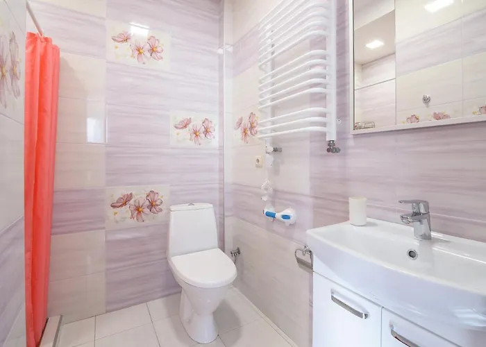 Colored Balloons - 3 Bedrooms, 3 Bathrooms, Equipped Large Apartamento Lviv