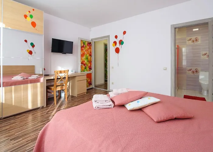 Colored Balloons - 3 Bedrooms, 3 Bathrooms, Equipped Large Apartamento *