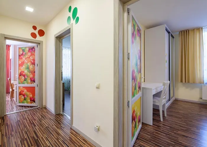 Colored Balloons - 3 Bedrooms, 3 Bathrooms, Equipped Large Lviv