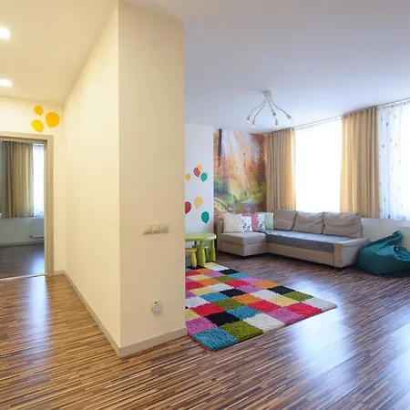 شقة Colored Balloons - 3 Bedrooms, 3 Bathrooms, Equipped Large *