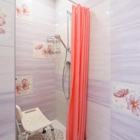 شقة Colored Balloons - 3 Bedrooms, 3 Bathrooms, Equipped Large